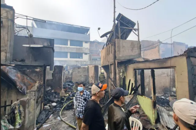 Kebakaran Hanguskan 114 Rumah di Gambir, 880 Warga Terdampak — News