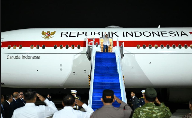 Prabowo Terbang ke Rusia Penuhi Undangan Putin, Hadiri Eastern Economic Forum — News
